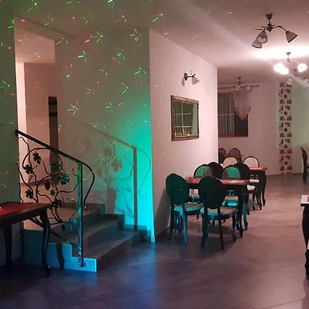 Отель Potok 5 Zloczew Экстерьер фото