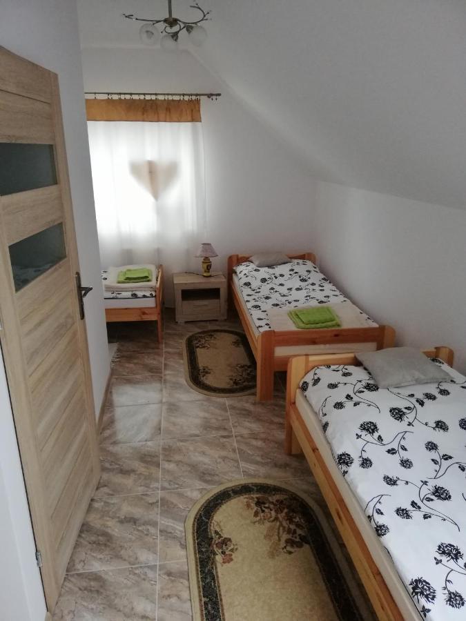 Отель Potok 5 Zloczew Экстерьер фото
